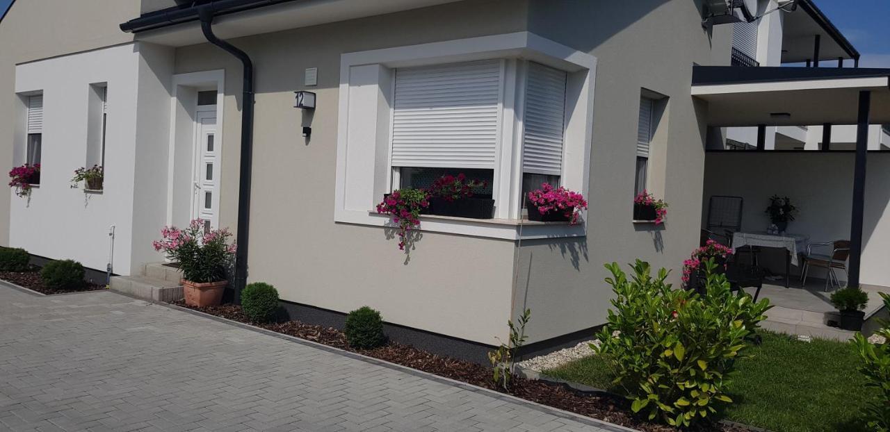 Margareta Home Gyenesdias Bagian luar foto